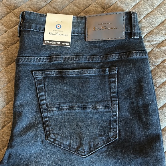 🆕 Men’s Ben Sherman Dark Indigo Straight Fit Jeans Size 38/32 - Picture 2 of 5